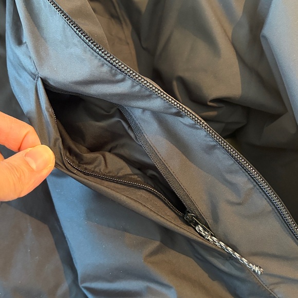 Patagonia Women's Black Hooded Puffer Jacket - Picture 9 of 12